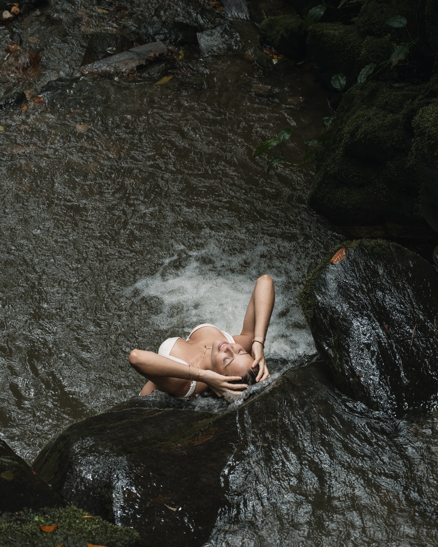 There’s a whole world out there to discover. Have you book your next vacation yet? We are waiting for you in @terramiaestate  #minca #santamarta