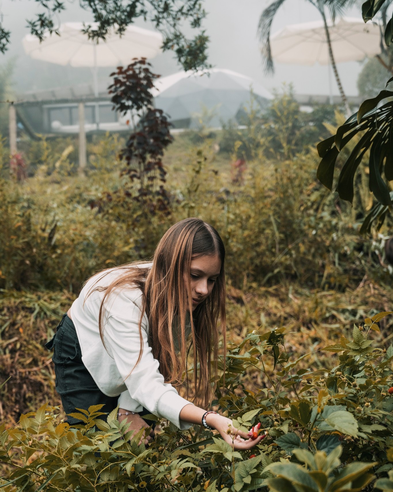 Pick your own happiness  #nature #vacation #minca #glamping #wellness #earthing